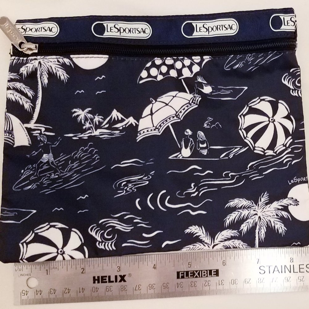 Lesportsac Hawaii Navy + White pouch. NWOT Rare!